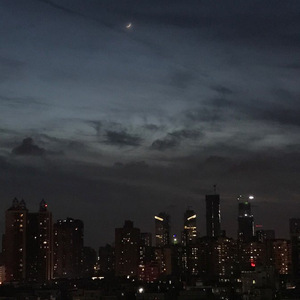 老公弄我一边干一边说粗话电影
